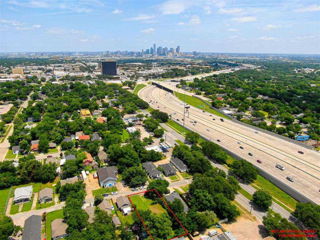 216 W Jerden Lane, Dallas, TX 75208