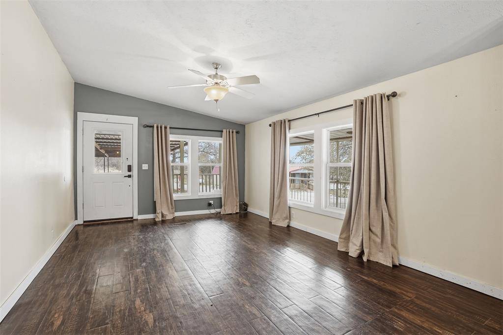 557 Fm 3003, Graham, TX 76450