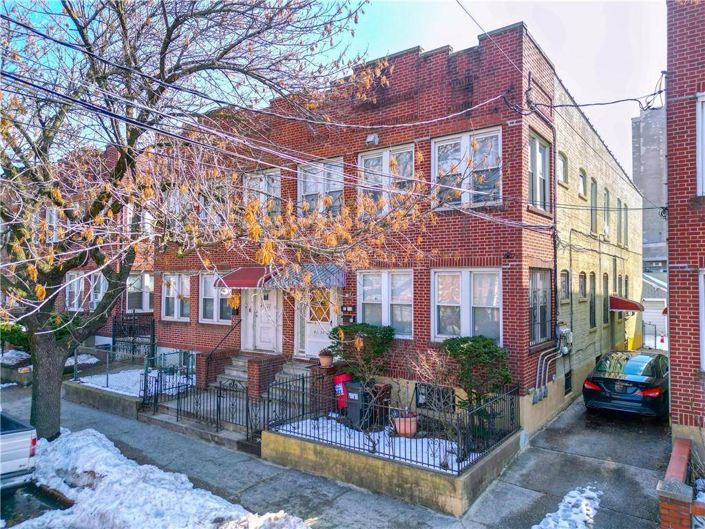 81-20 Dongan AVE, Elmhurst, NY 11373