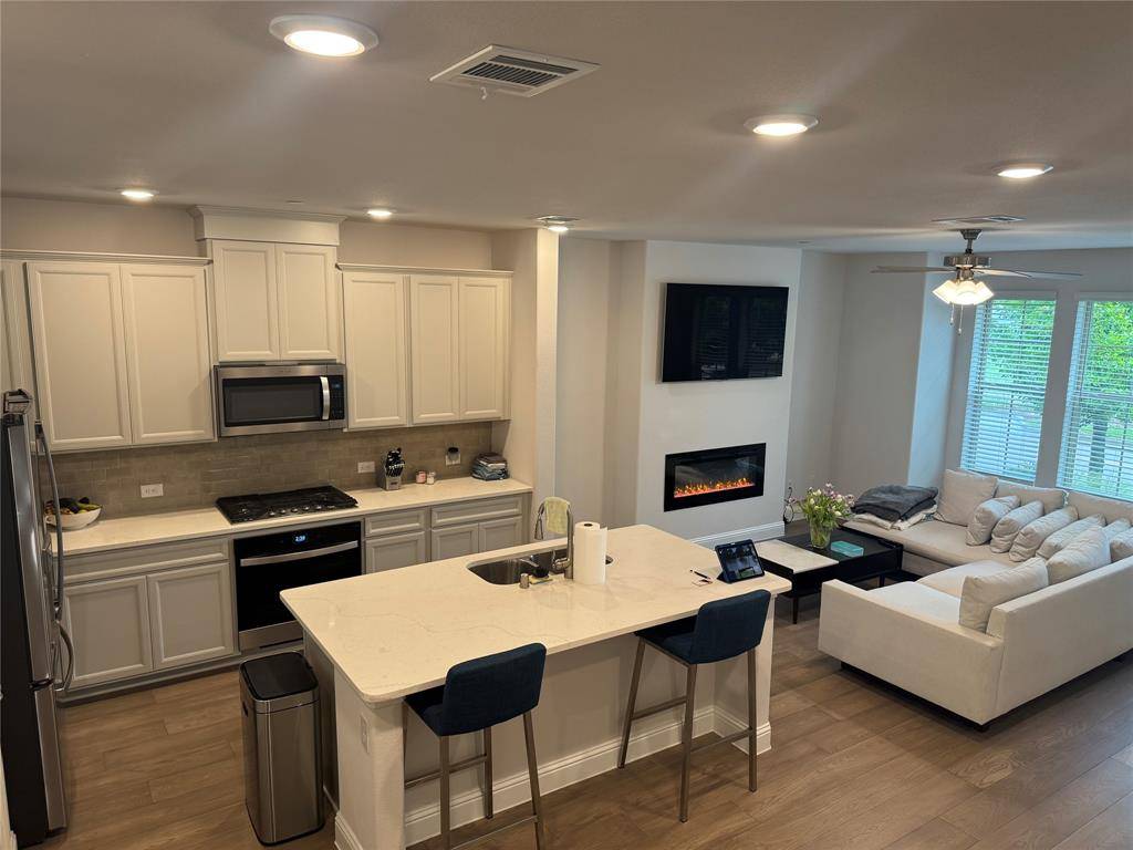 7849 Sunset Boulevard, Rowlett, TX 75088
