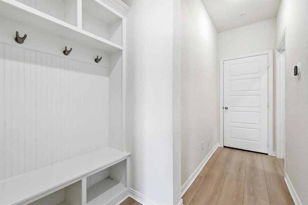 321 Ukiah Street, Lewisville, TX 75056