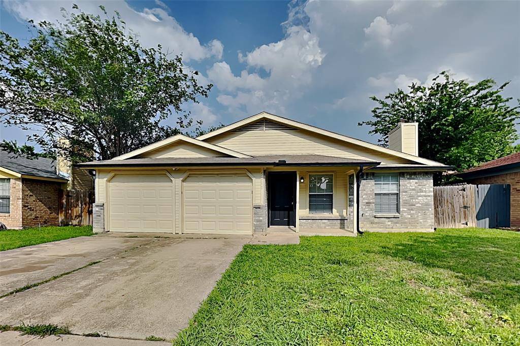5211 Carpenter Drive, Arlington, TX 76017