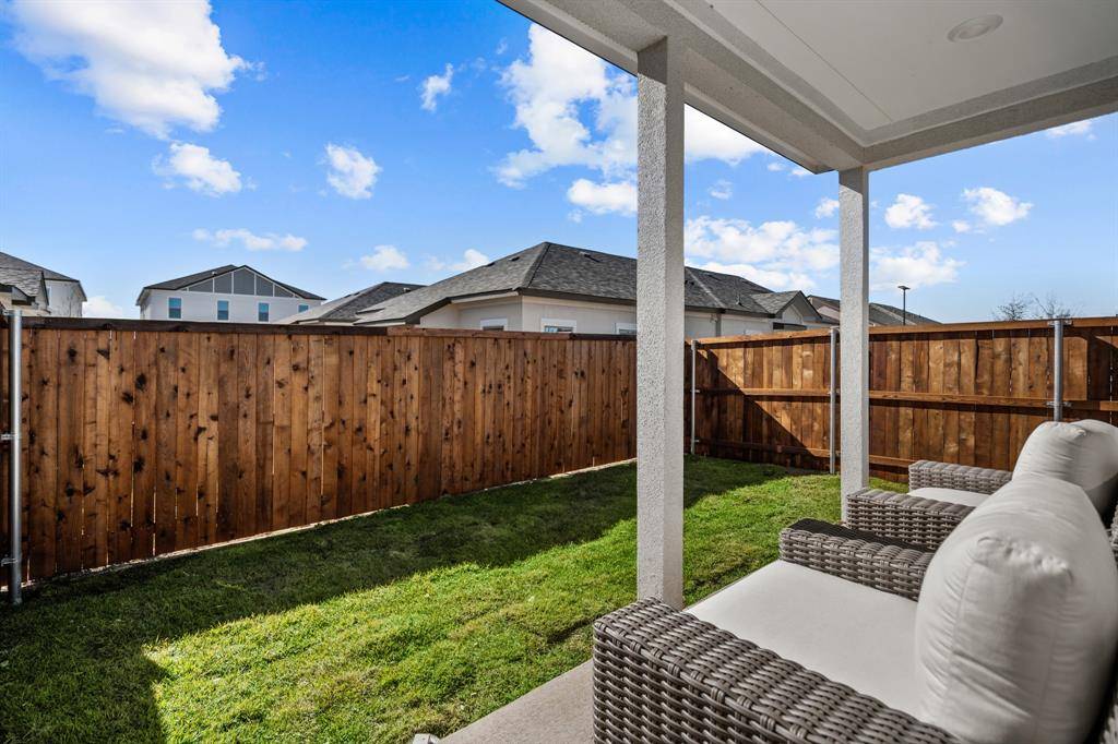 4770 N Luxe Lane #1224A, Denton, TX 76207