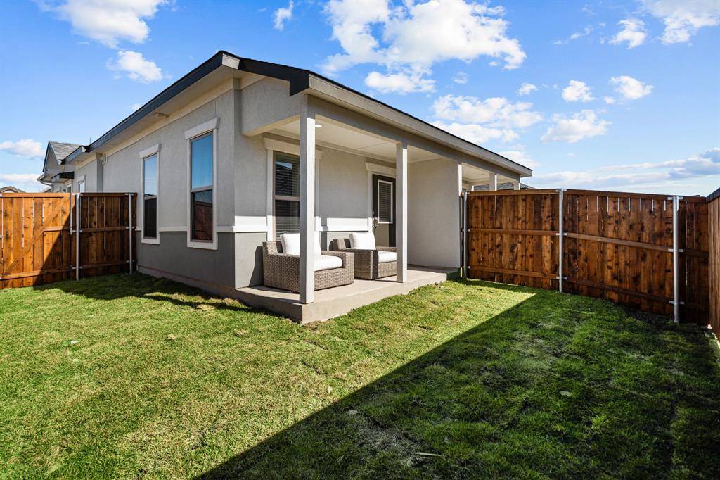 4770 N Luxe Lane #222B, Denton, TX 76207