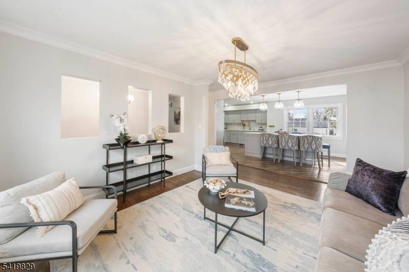 739 Kingston Ave, Kenilworth Boro, NJ 07033