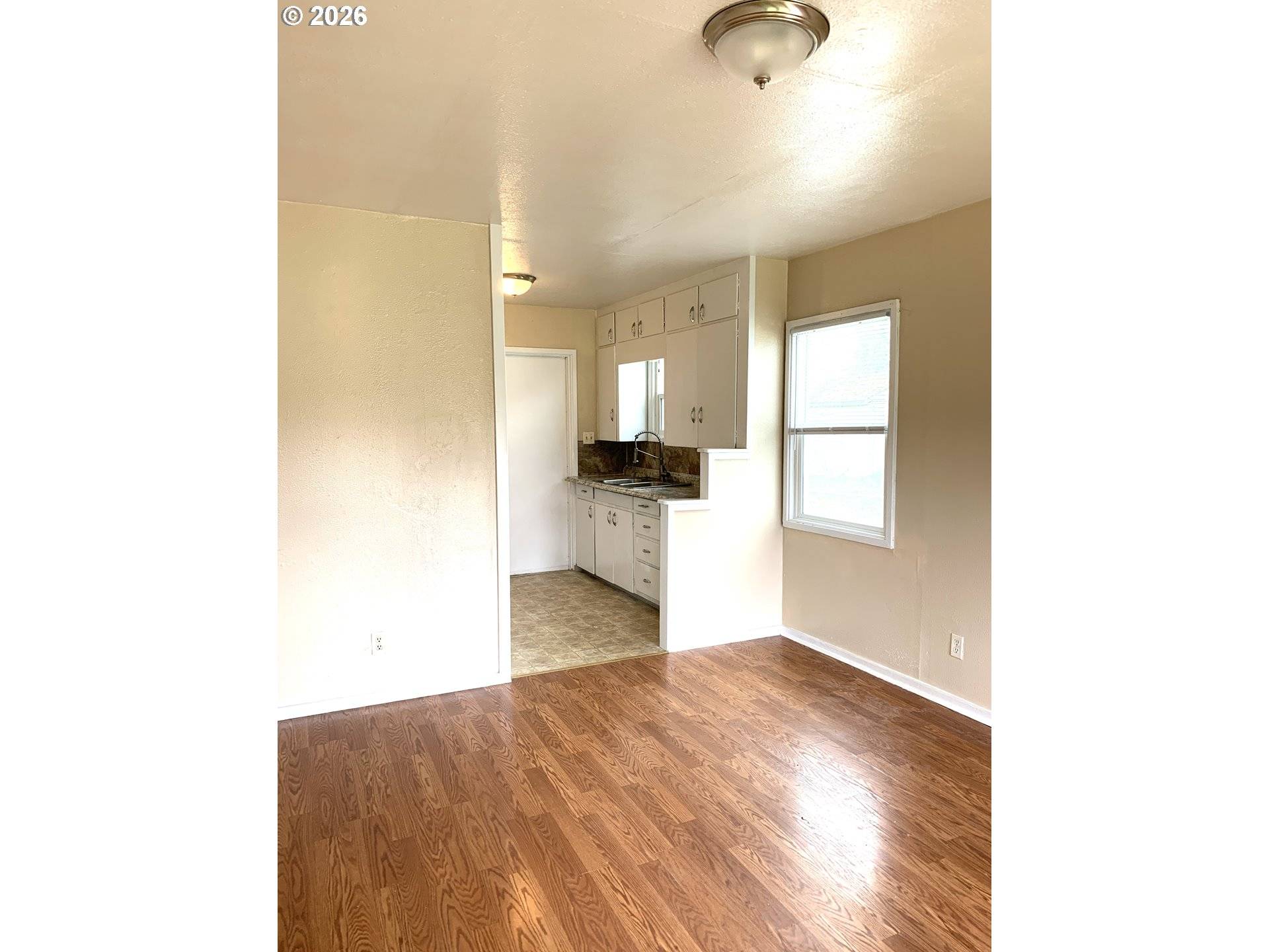 1423 S 7TH AVE, Kelso, WA 98626