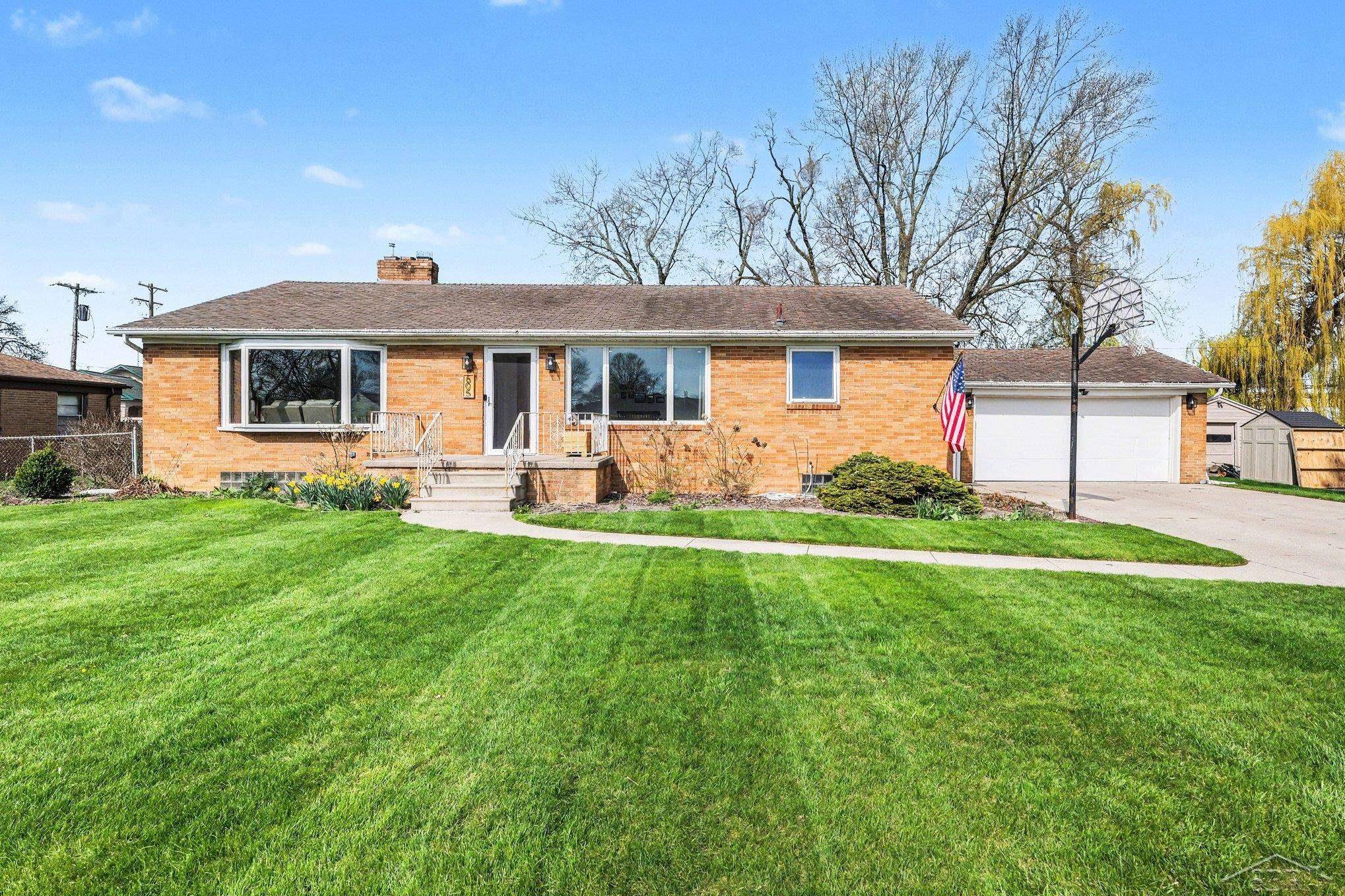 605 Webb DR, Bangor Twp, MI 48706