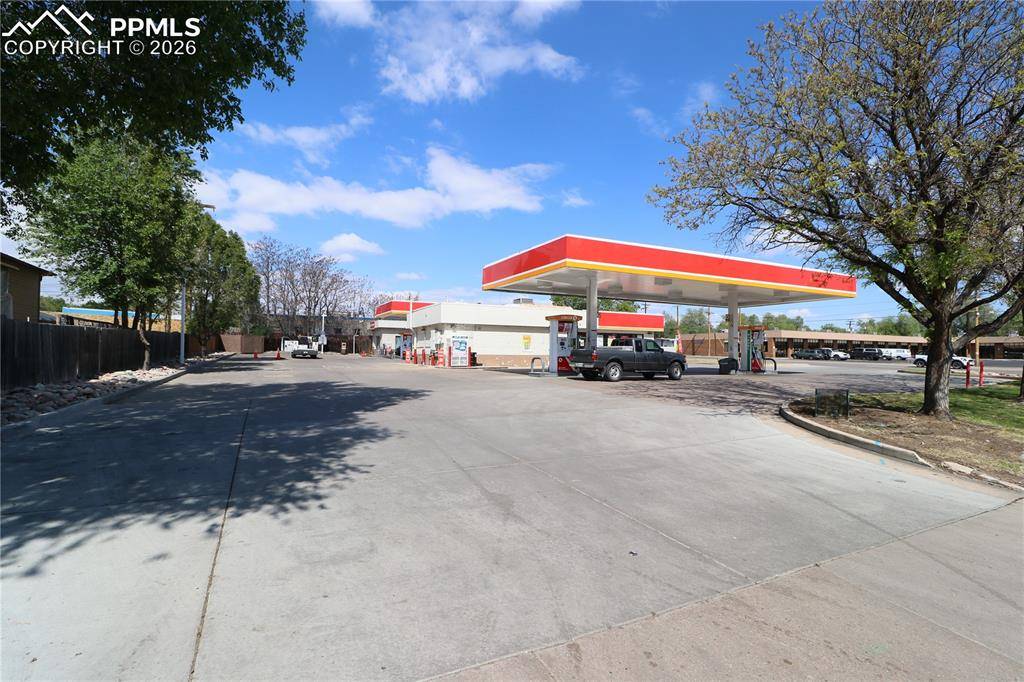 2202 W Evans AVE, Englewood, CO 80110