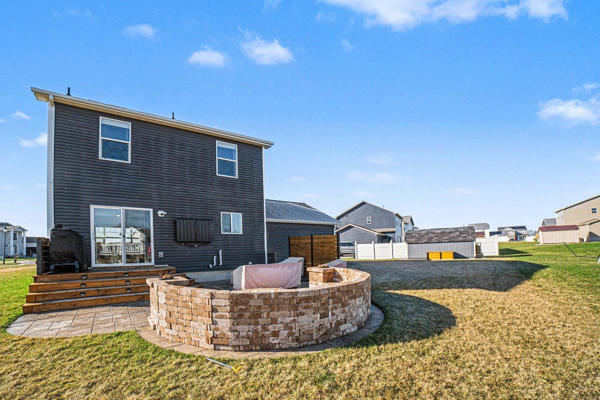 158 Jade CT, Alma, MI 48801