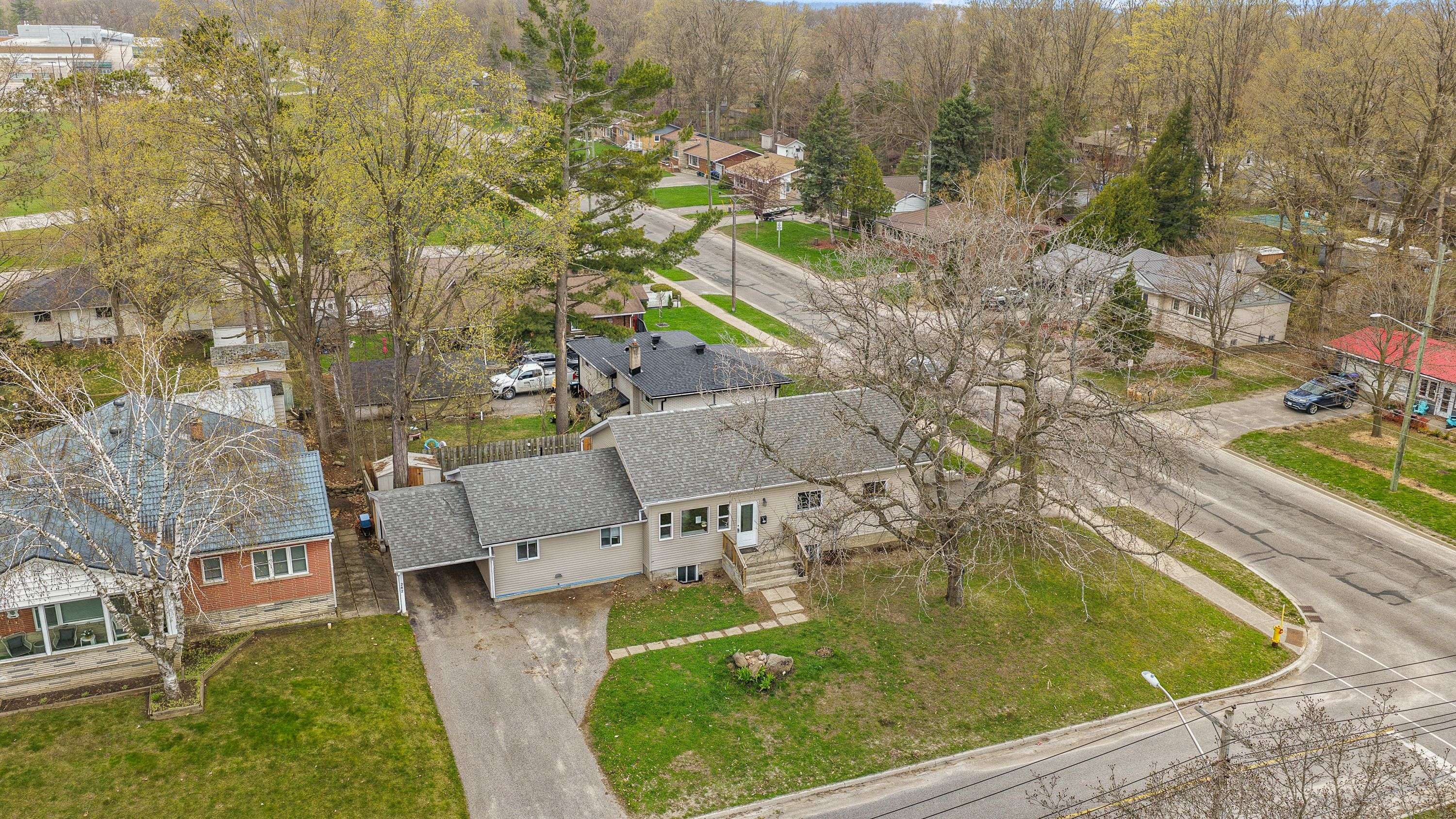 282 Norene ST, Midland, ON L4R 4C2