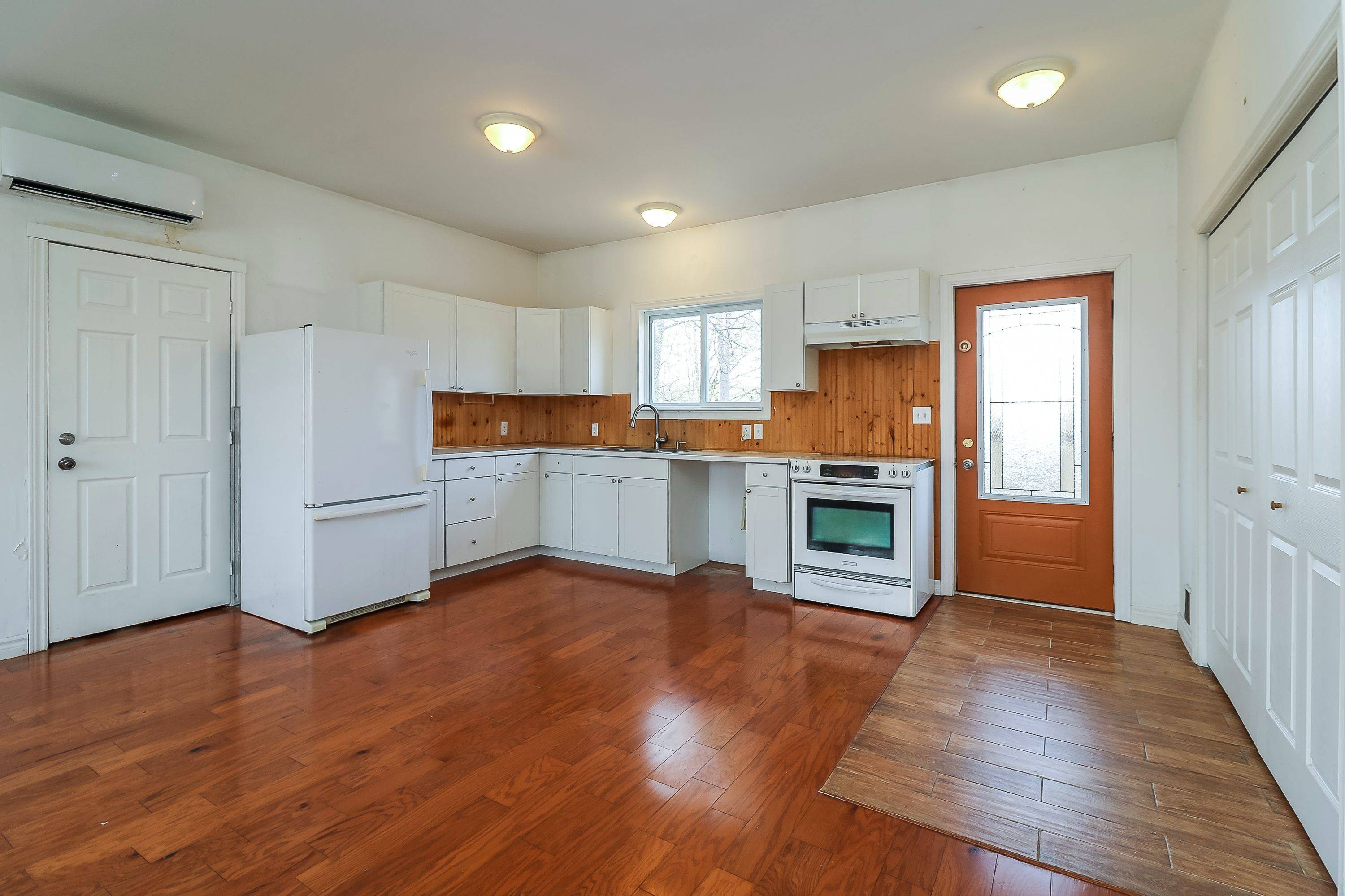 282 Norene ST, Midland, ON L4R 4C2