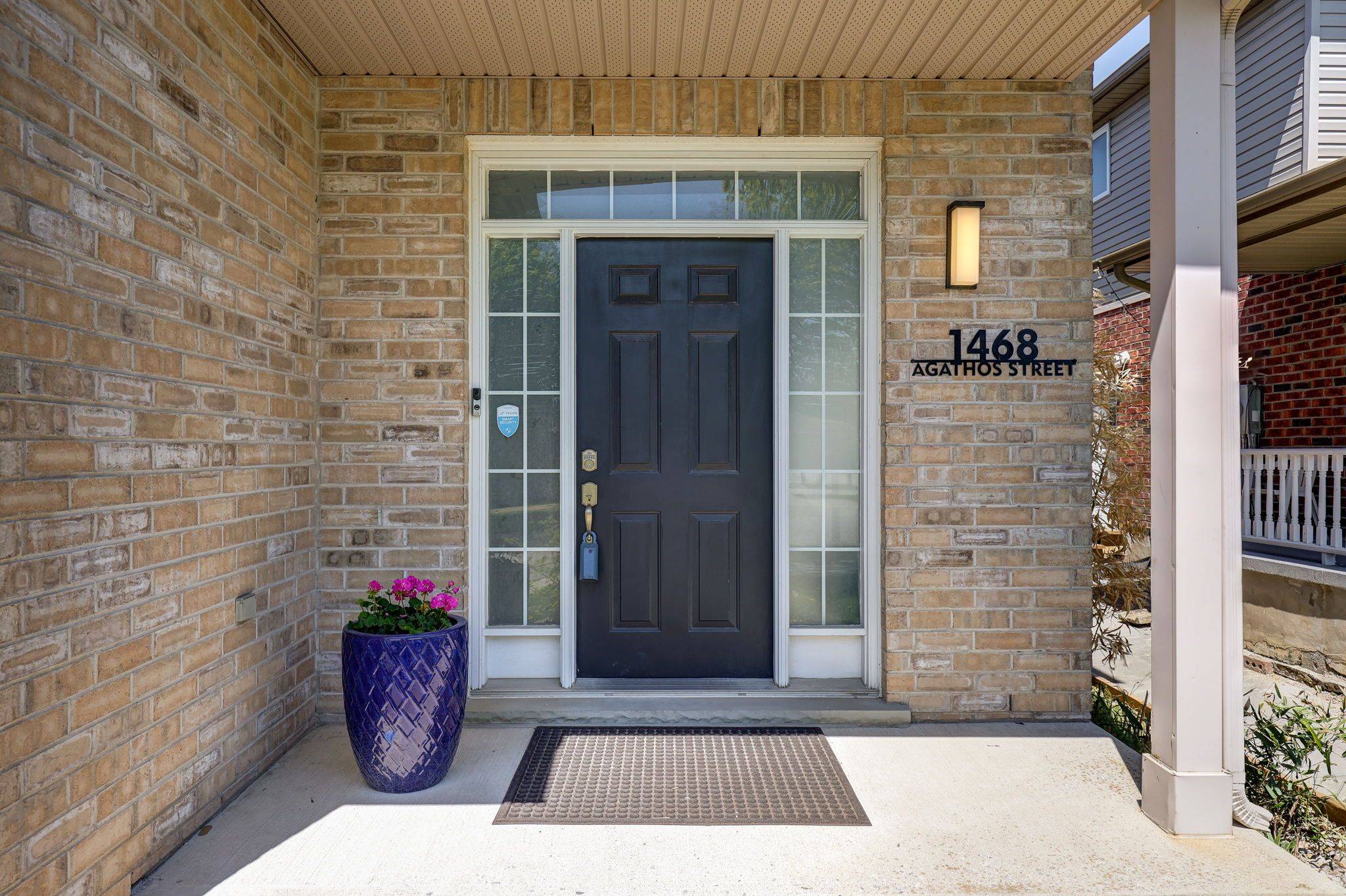 1468 AGATHOS ST, London East, ON N5V 5J4