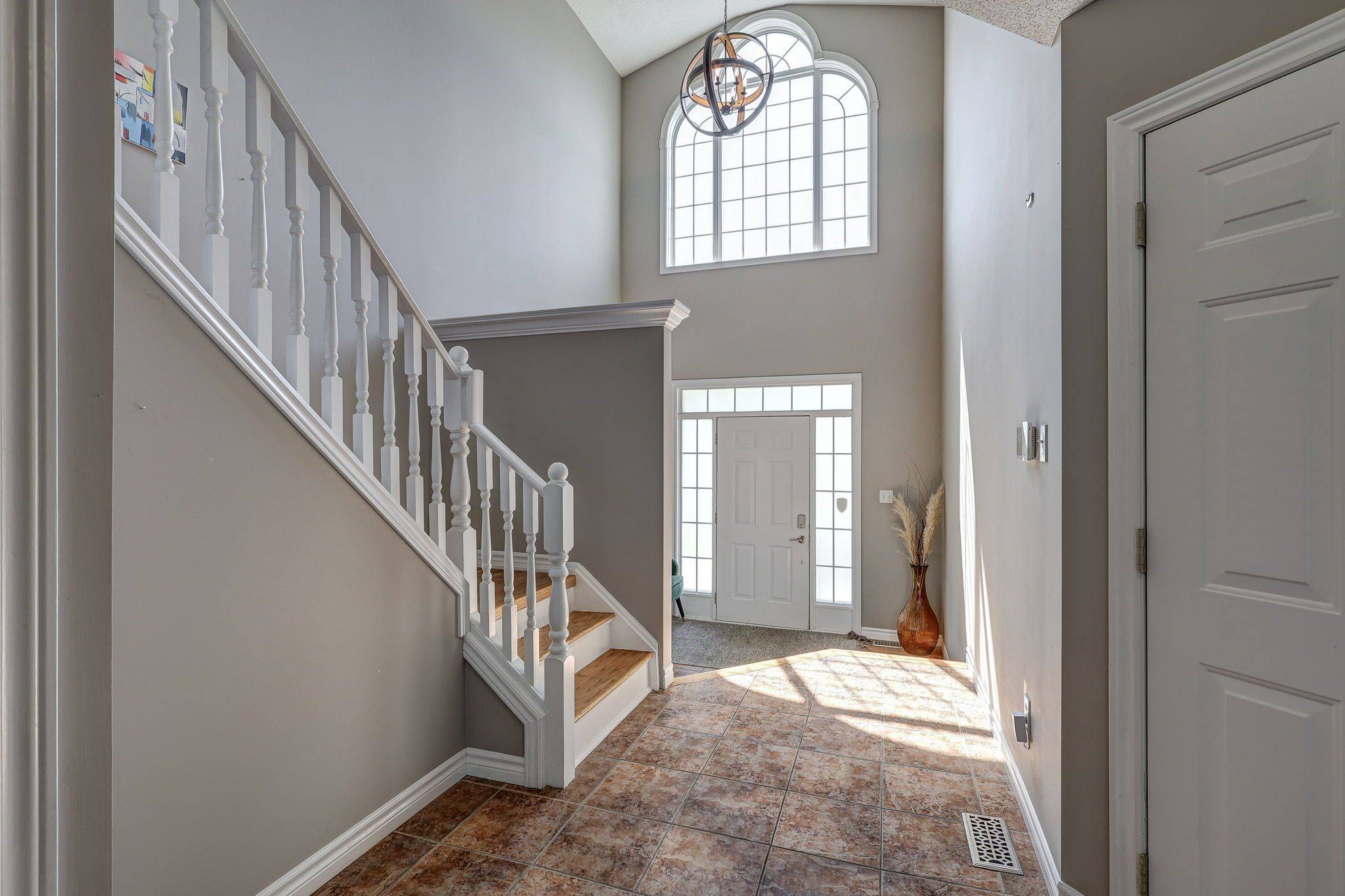 1468 AGATHOS ST, London East, ON N5V 5J4