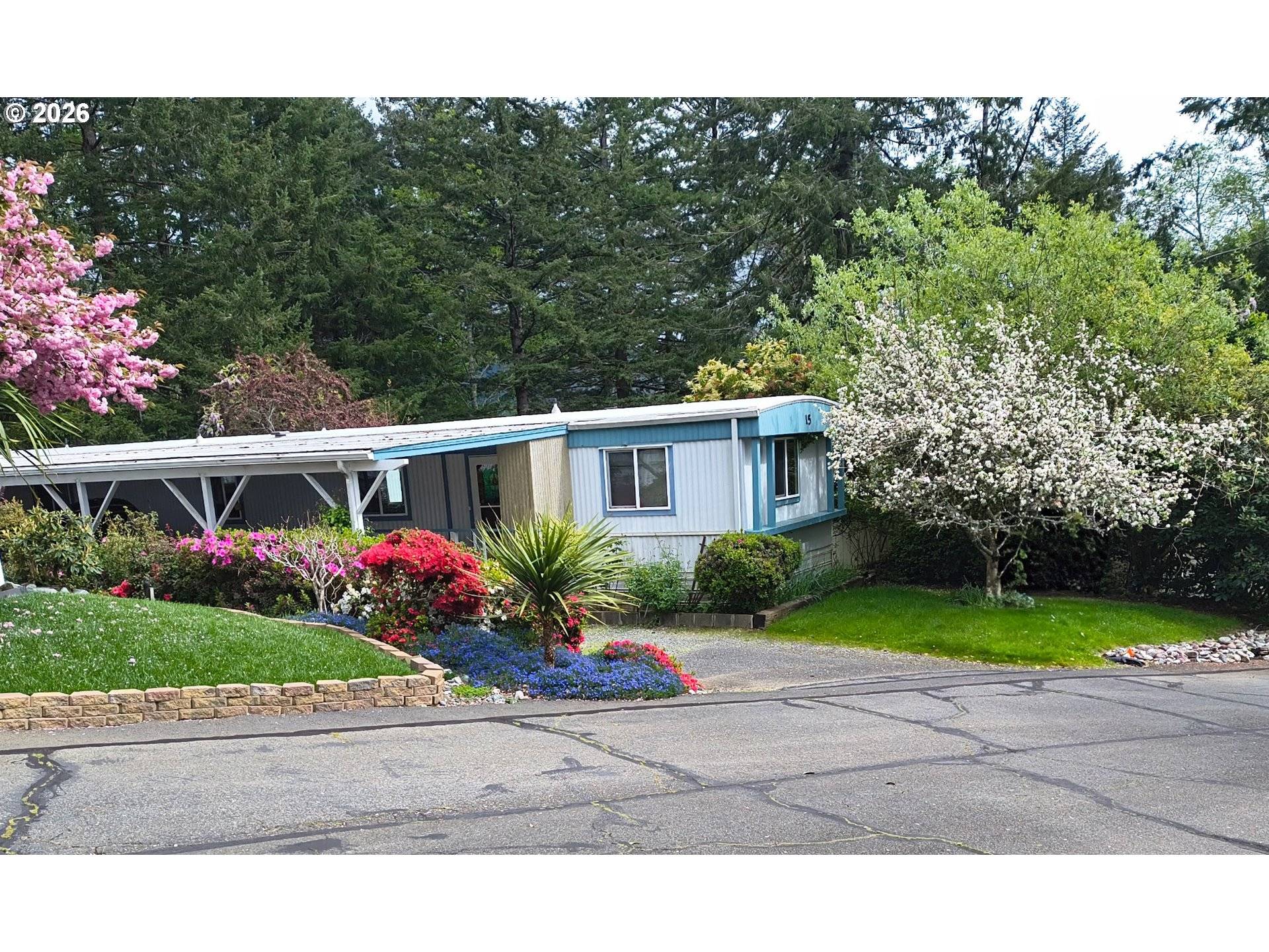 98825 PLEASANT HILL DR #15, Brookings, OR 97415