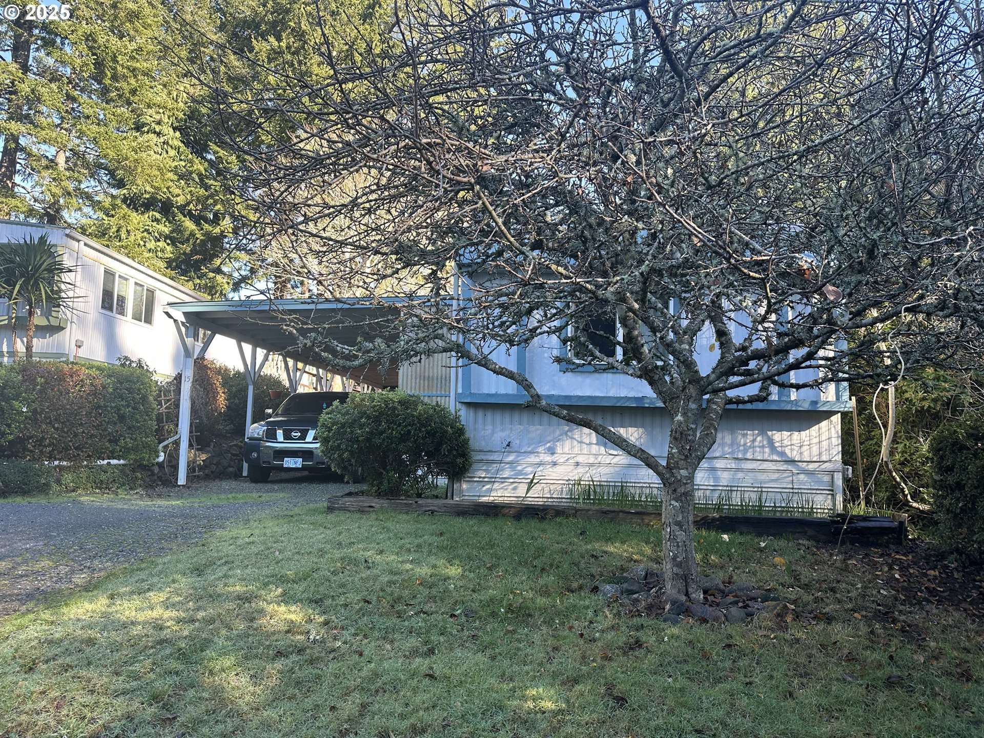 98825 PLEASANT HILL DR #15, Brookings, OR 97415