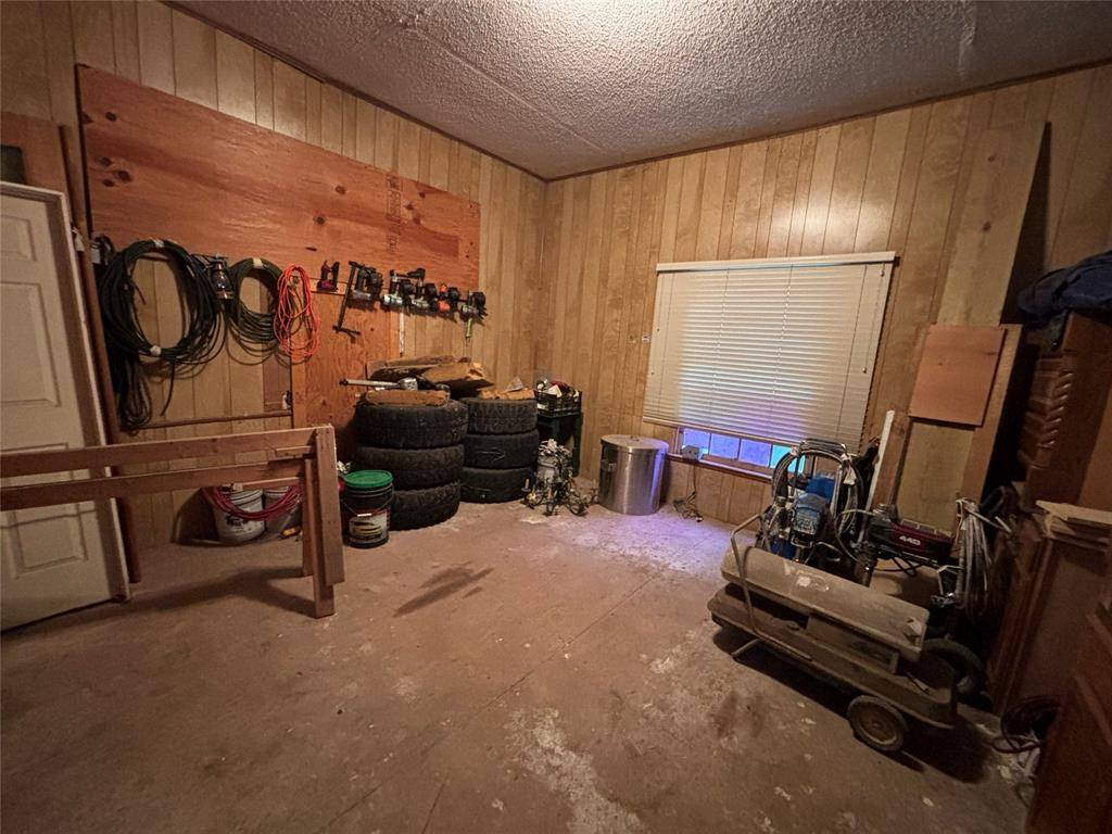 309 S Barry Street, Mertens, TX 76666