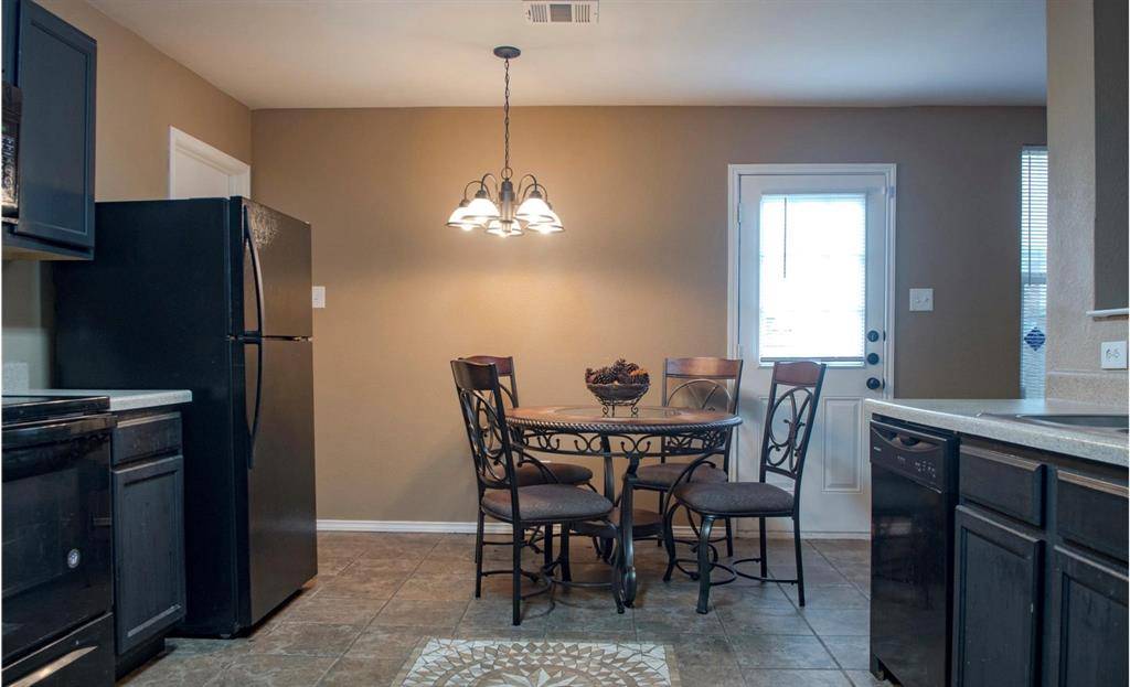1030 April Showers Lane, Lancaster, TX 75134