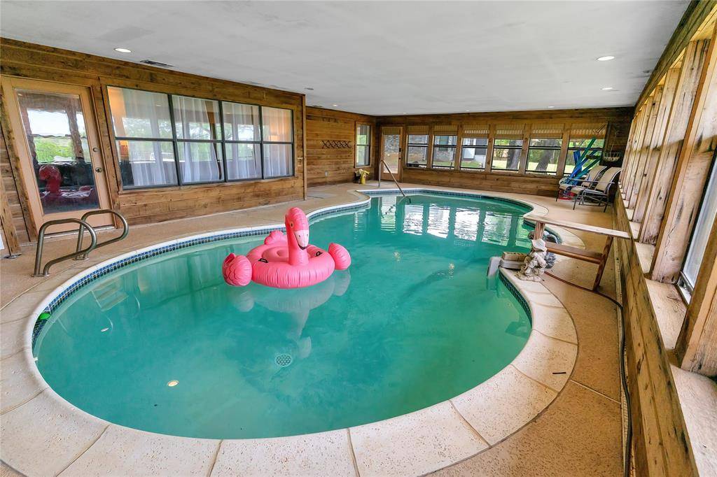 6212 Westover Drive, Granbury, TX 76049