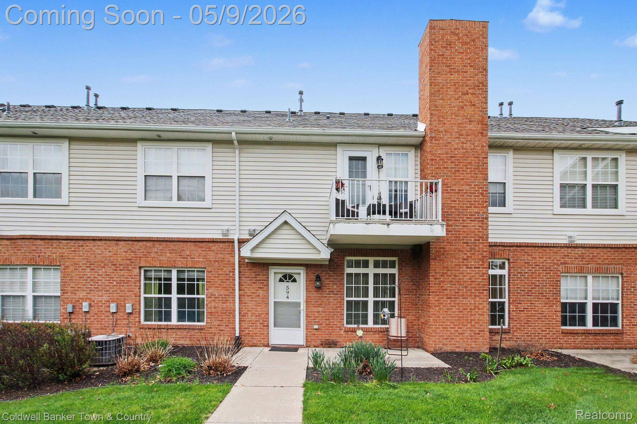 594 Olde English CIR, Howell Township, MI 48855