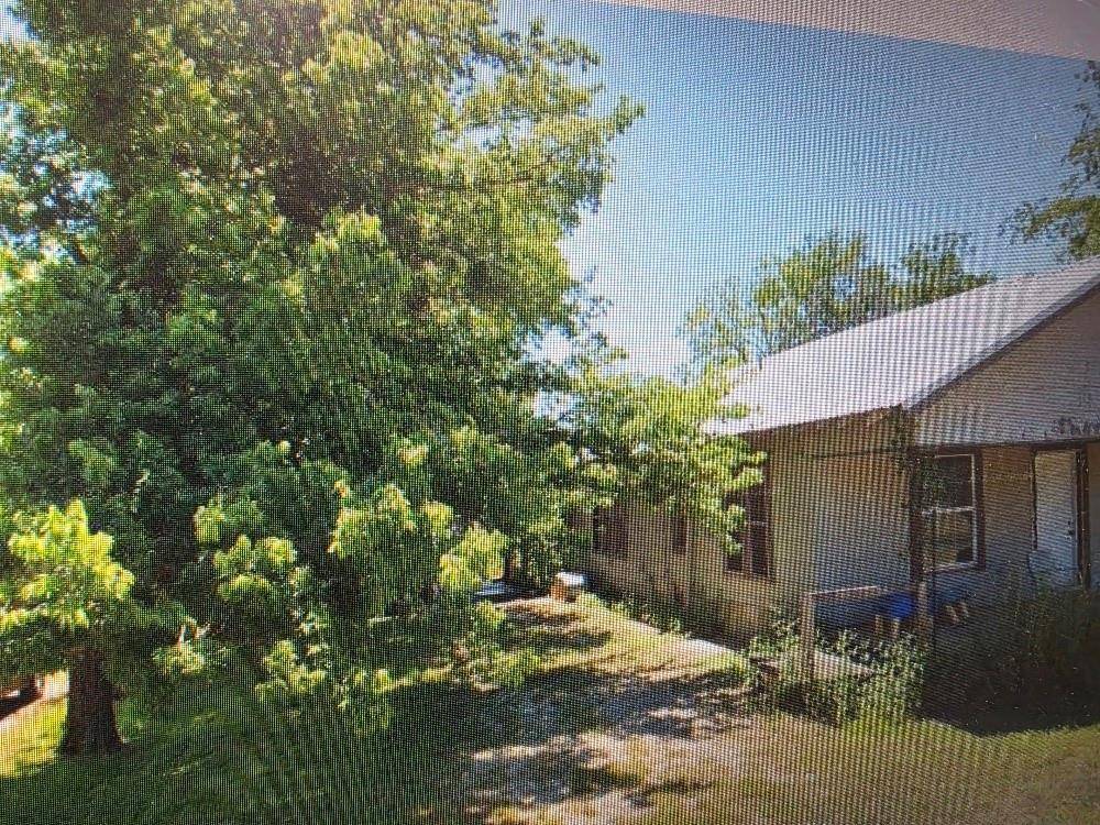 202 E Kidd, Iredell, TX 76649