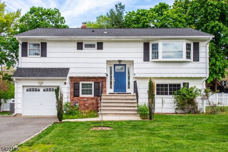 14 Villa Rd, Little Falls Twp., NJ 07424