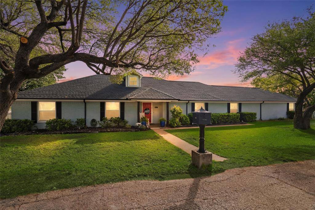 1017 S Nolan River Road, Cleburne, TX 76033