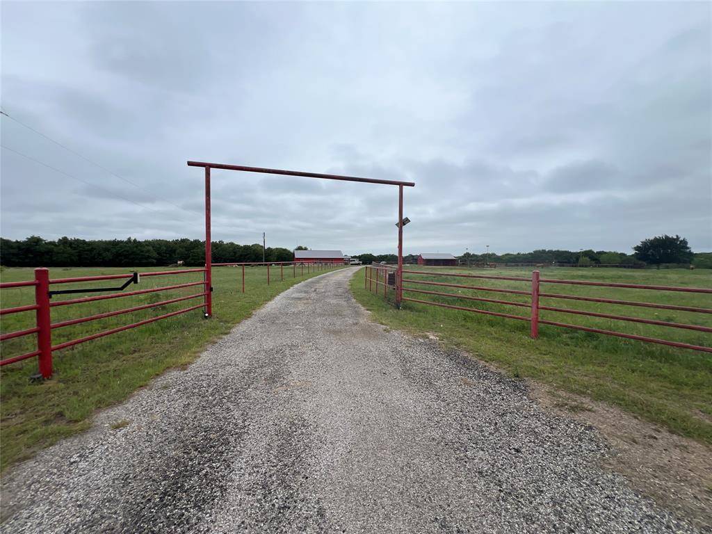 17777 FM 920, Poolville, TX 76487