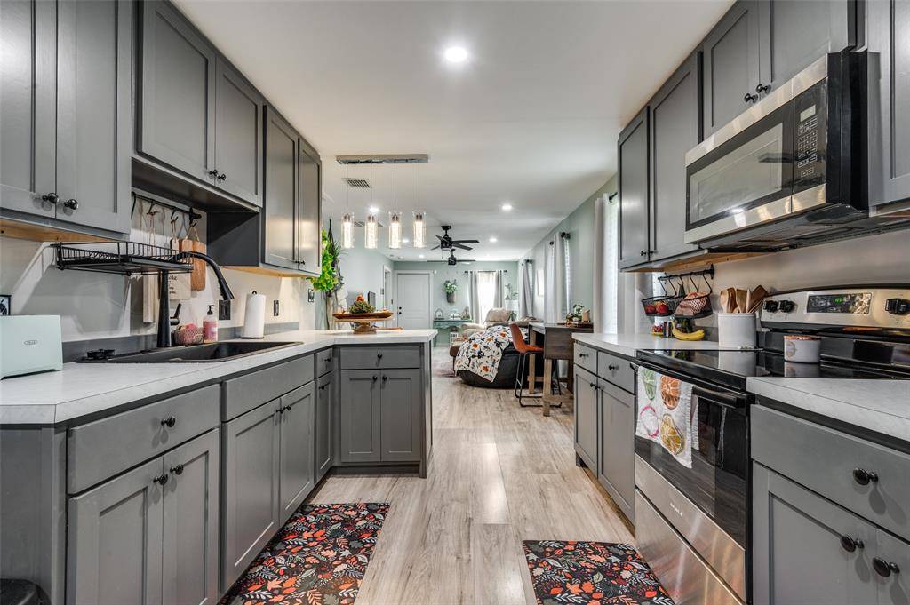 2535 Ghent Street, Dallas, TX 75215