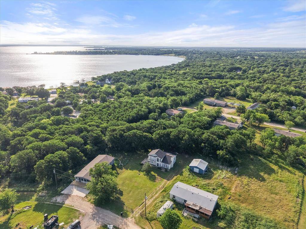 134 County Road 3048, Corsicana, TX 75109