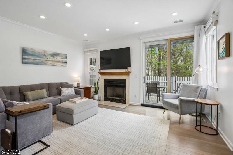 9 Sussex Court, Bedminster Twp., NJ 07921