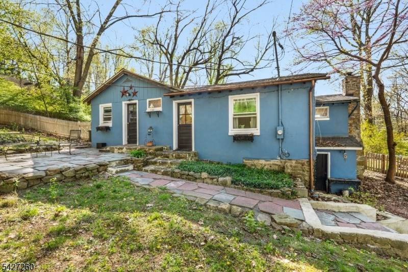 81 Turtleback Road, Washington Twp., NJ 07853