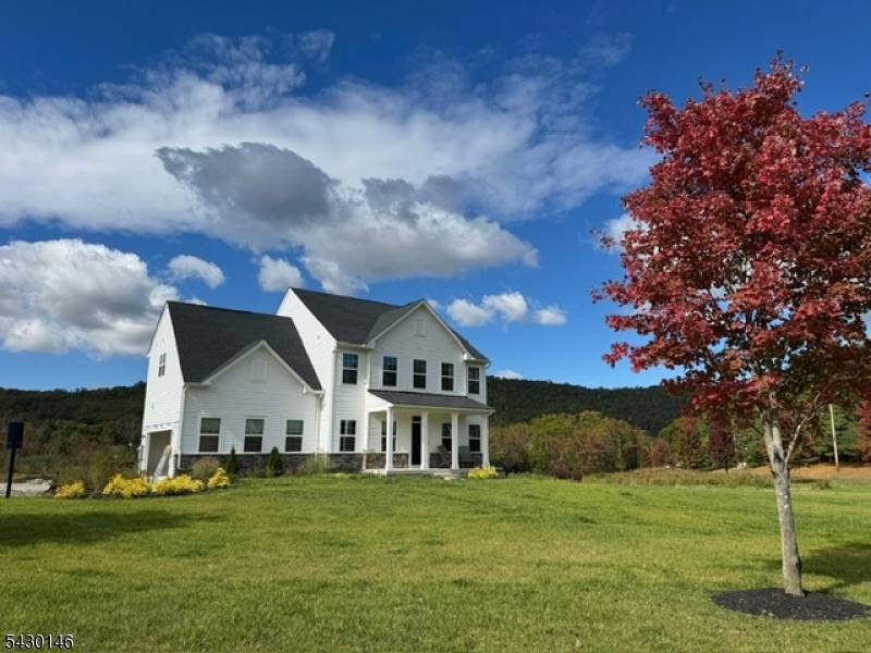 2 Drake Ct, Washington Twp., NJ 07882
