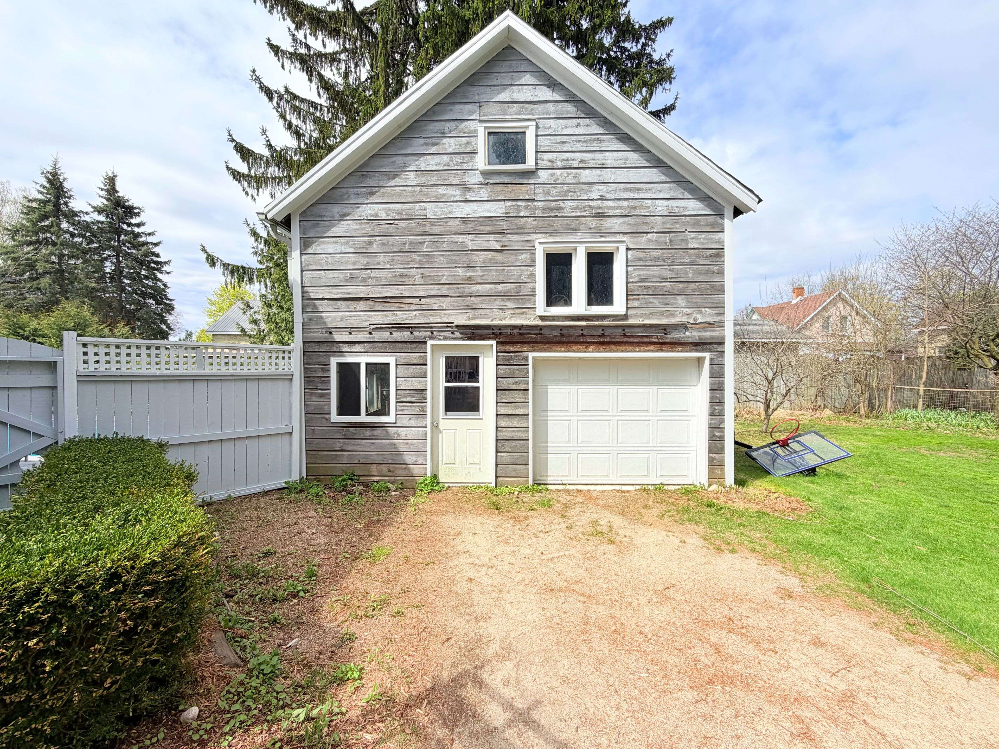 192 3 AVE S, Arran-elderslie, ON N0G 1L0