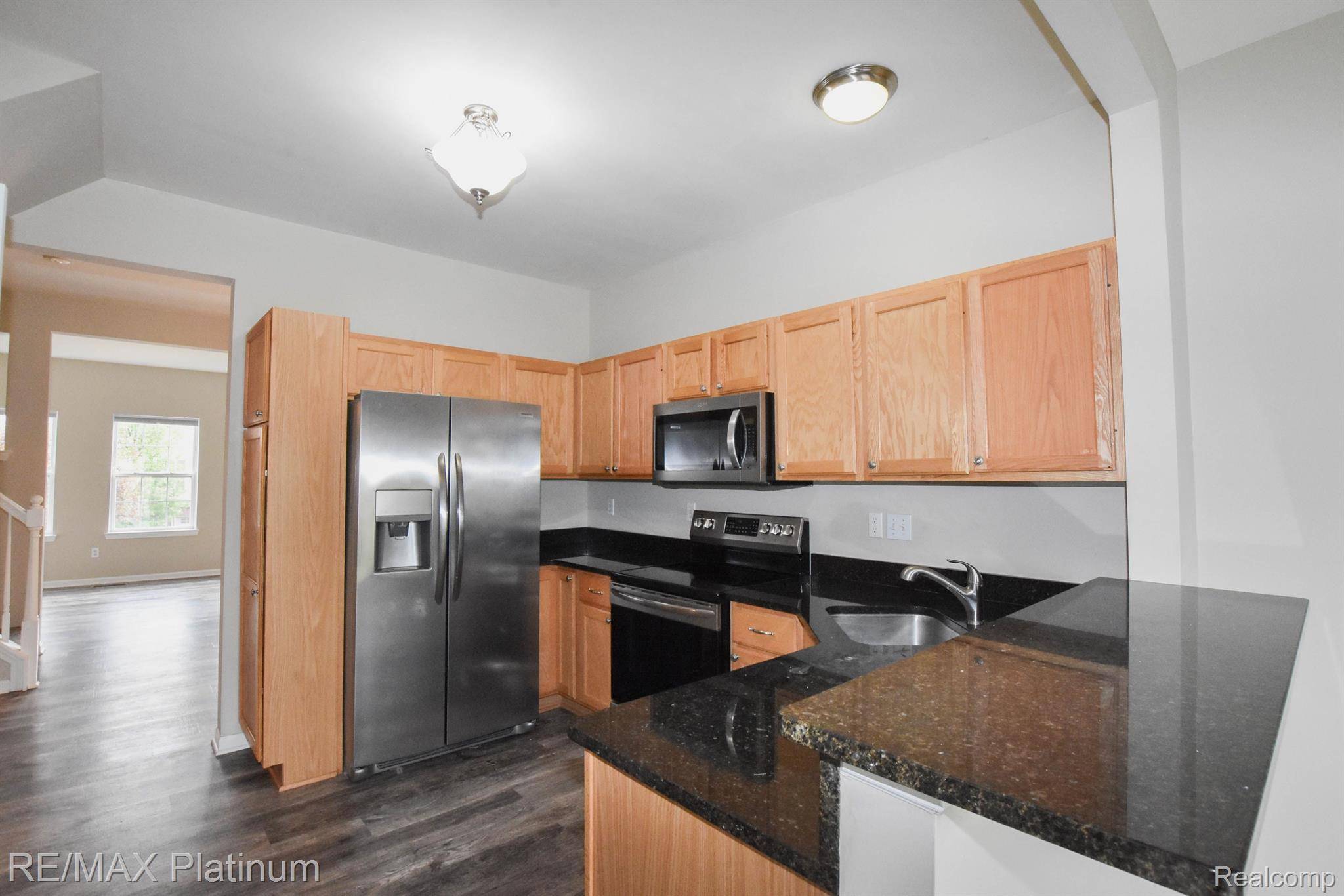 2180 KNOTTY PINE TRL, Howell Township, MI 48855