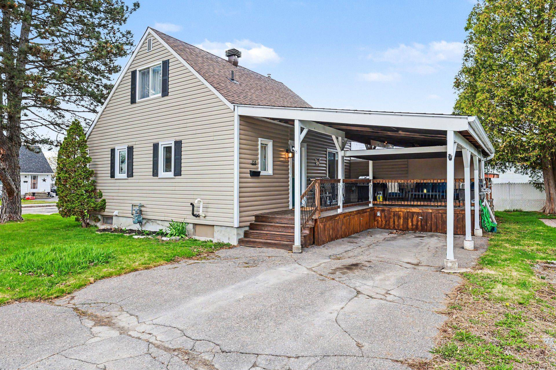 138 Third AVE, Arnprior, ON K7S 1Y8