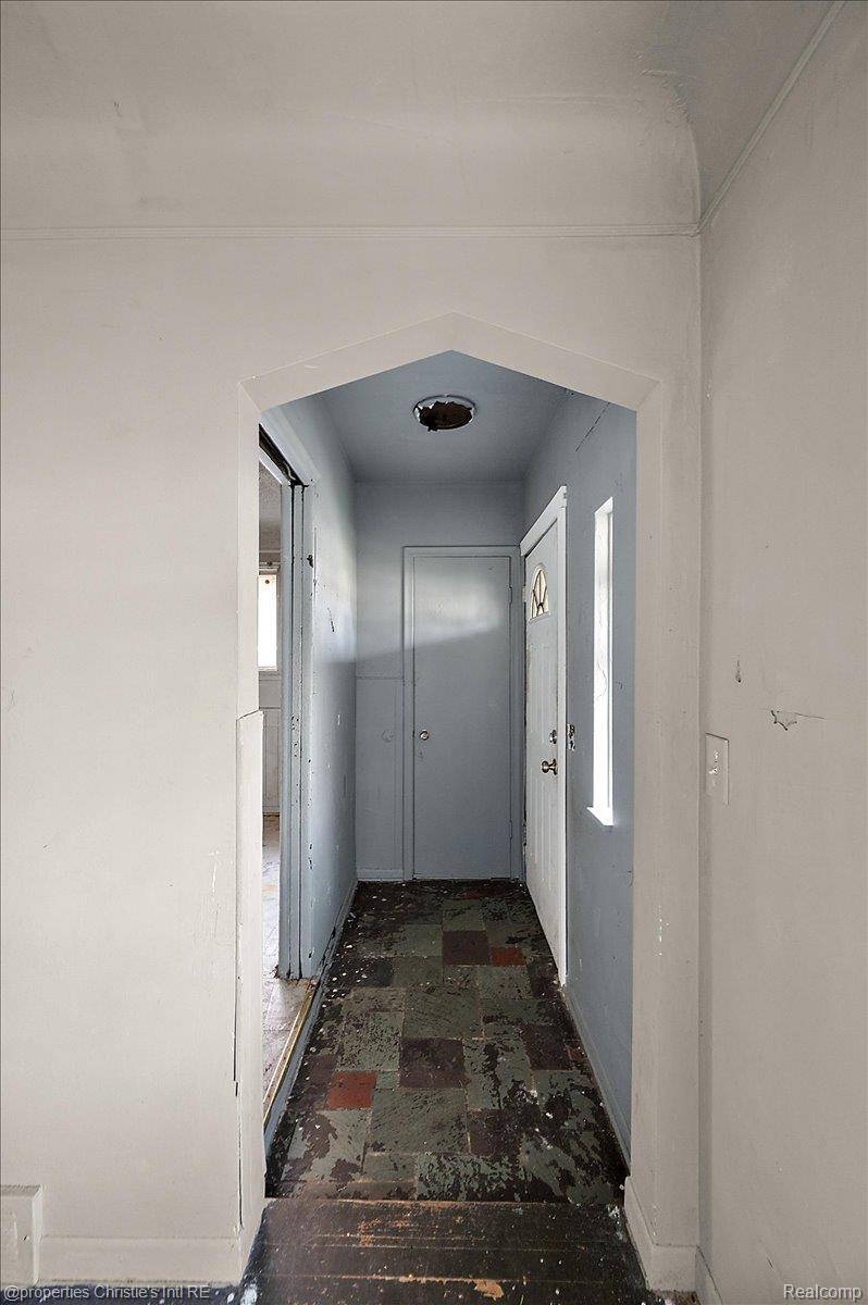 18104 Runyon ST, Detroit, MI 48234