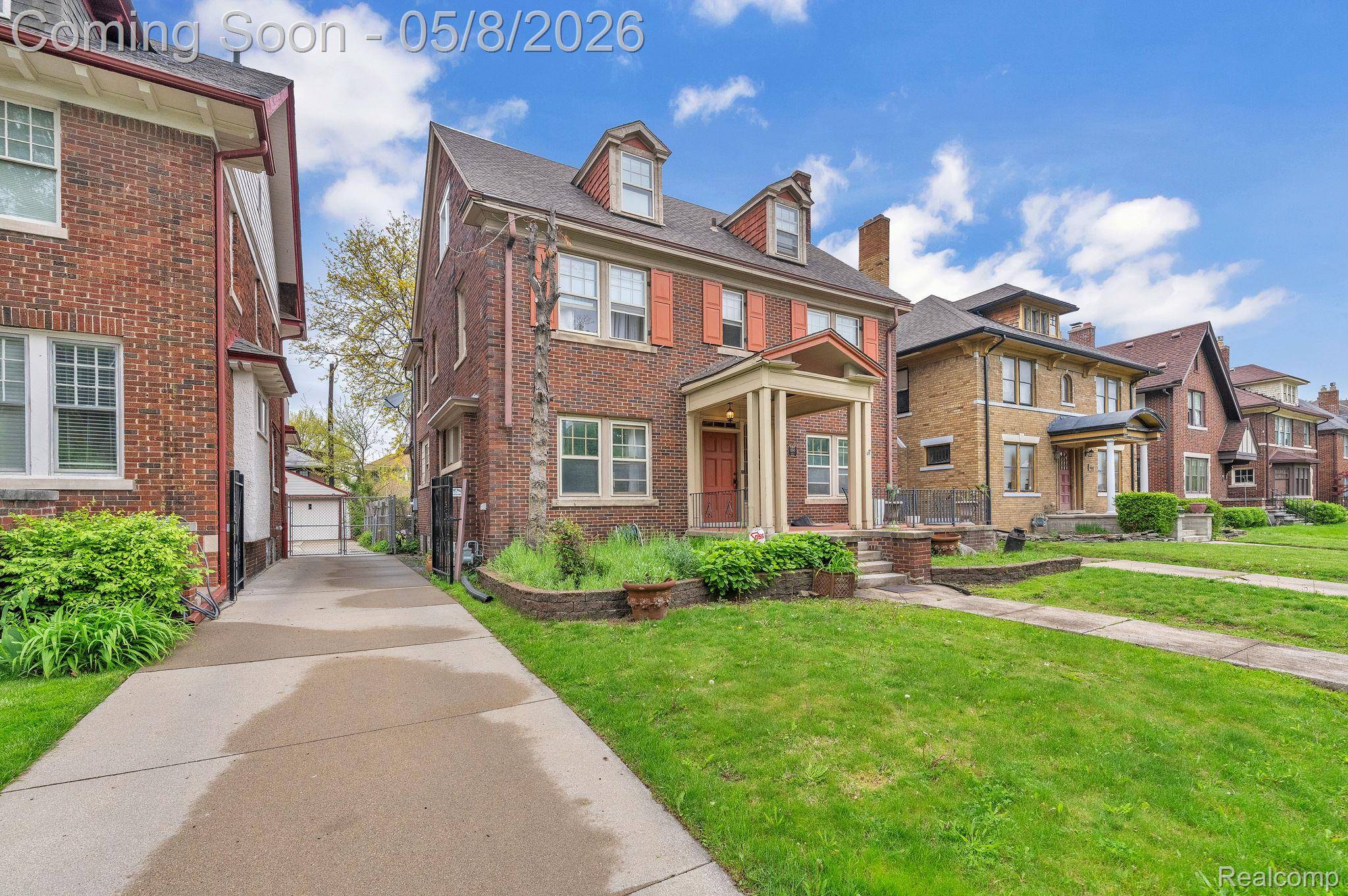 1990 Edison ST, Detroit, MI 48206