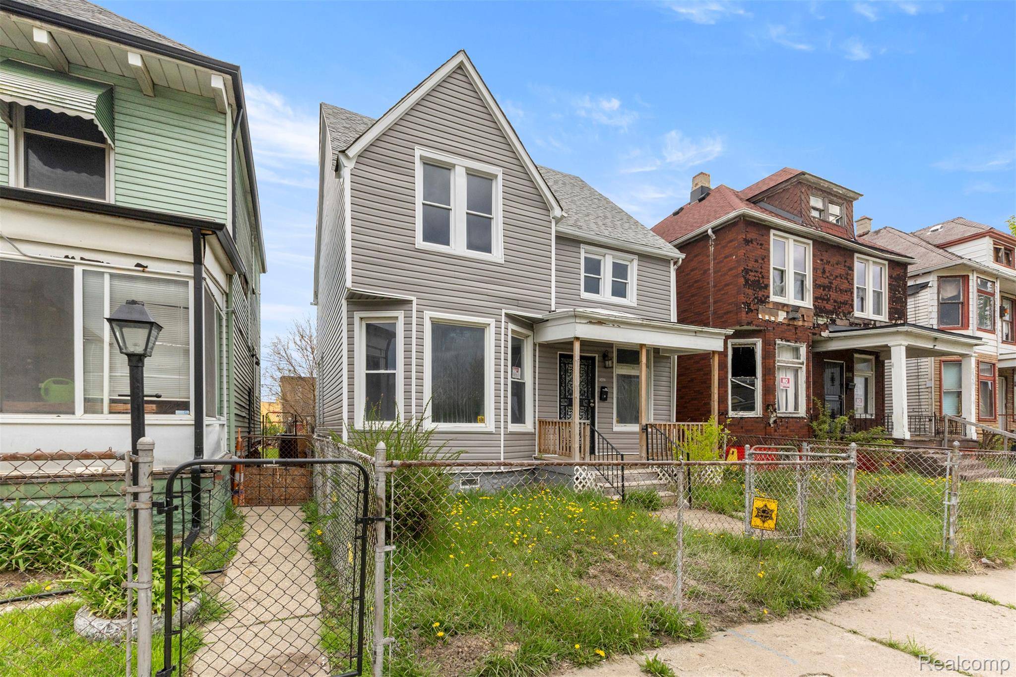 5462 Parker ST, Detroit, MI 48213