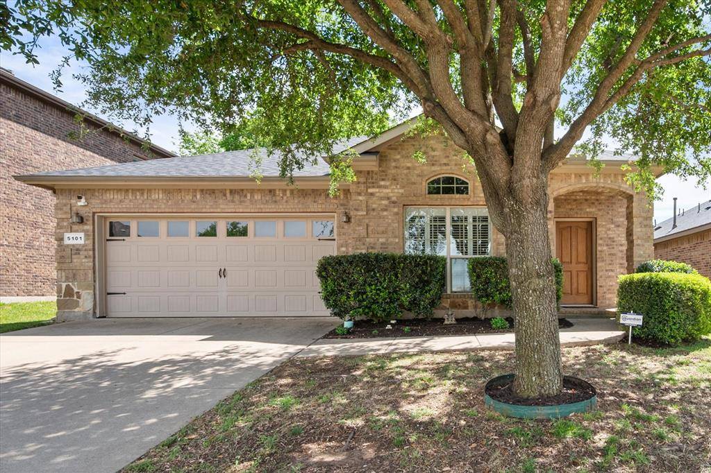5101 Carnoustie Trail, Arlington, TX 76001