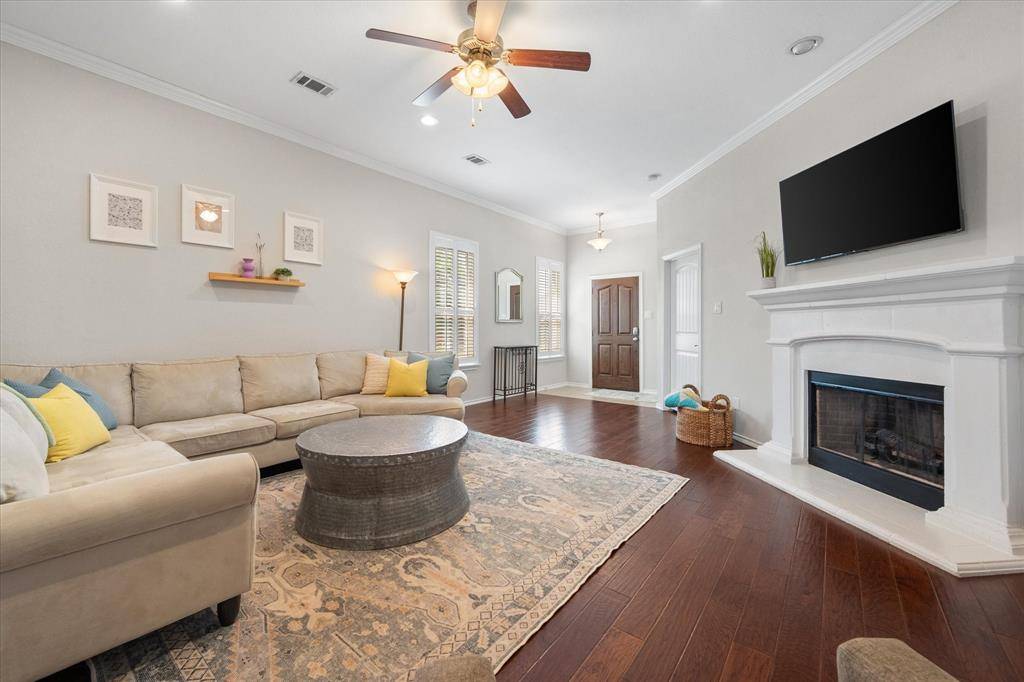 5101 Carnoustie Trail, Arlington, TX 76001