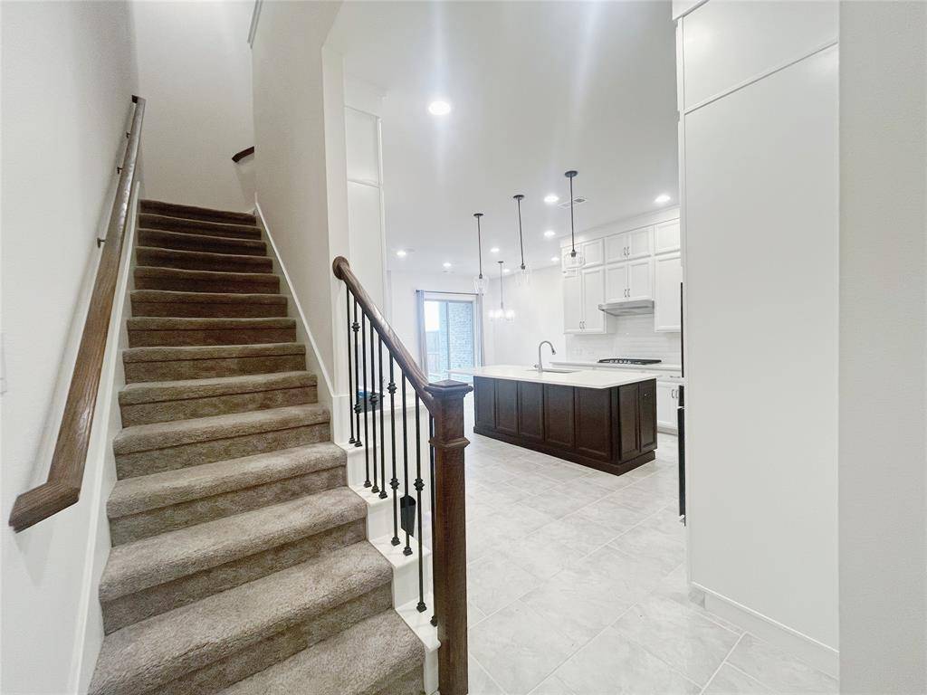 17745 Sage Lane, Dallas, TX 75252
