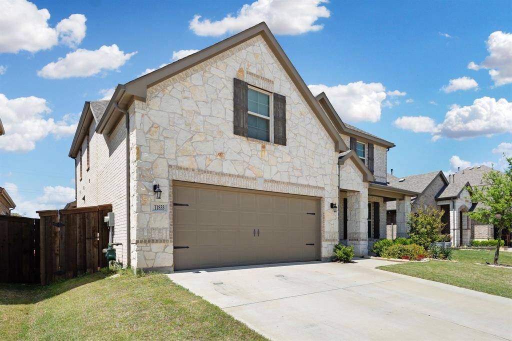 11833 Toppell Trail, Fort Worth, TX 76052