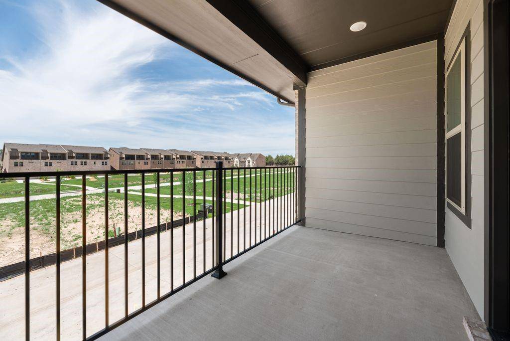 1920 Watermark Mews, Rowlett, TX 75088