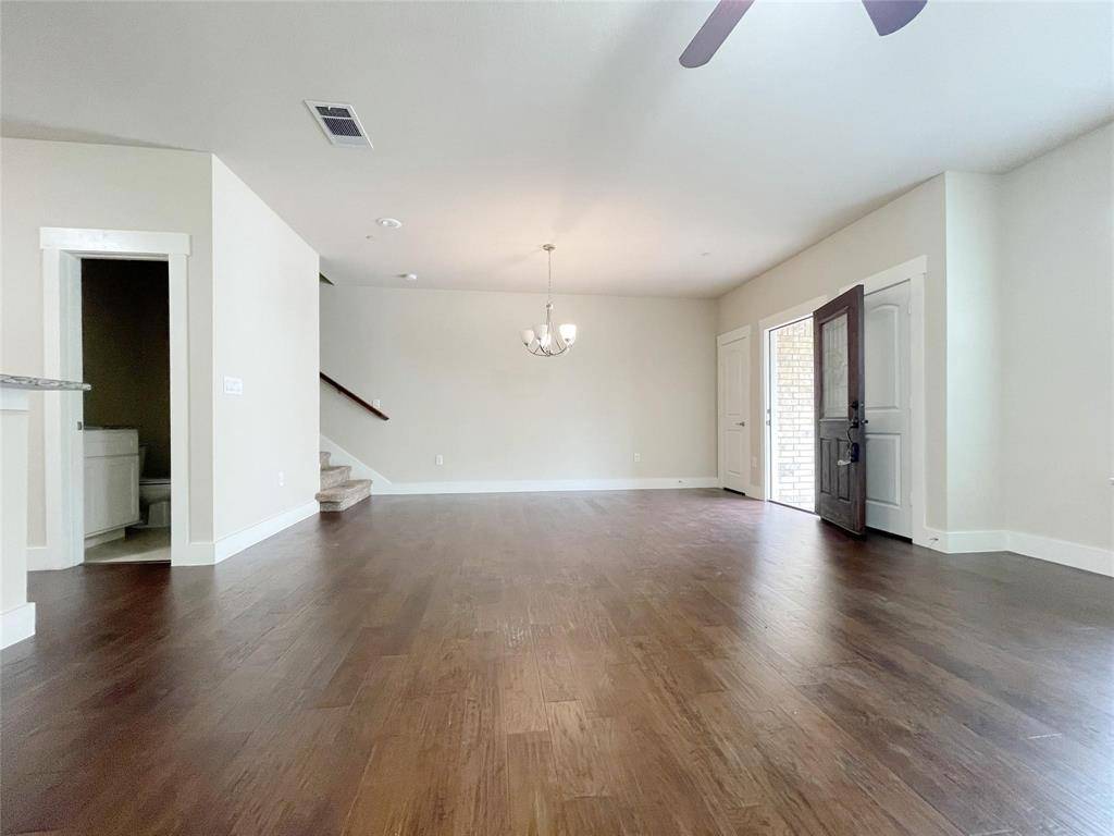 207 Lily Lane, Lewisville, TX 75057