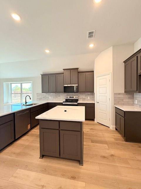 2421 Stardust Trail, Venus, TX 76009