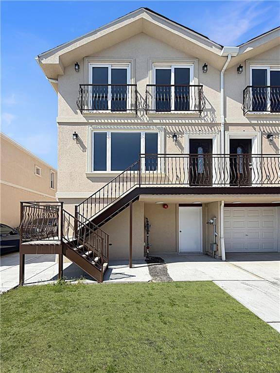 3737 Cypress AVE, Brooklyn, NY 11224