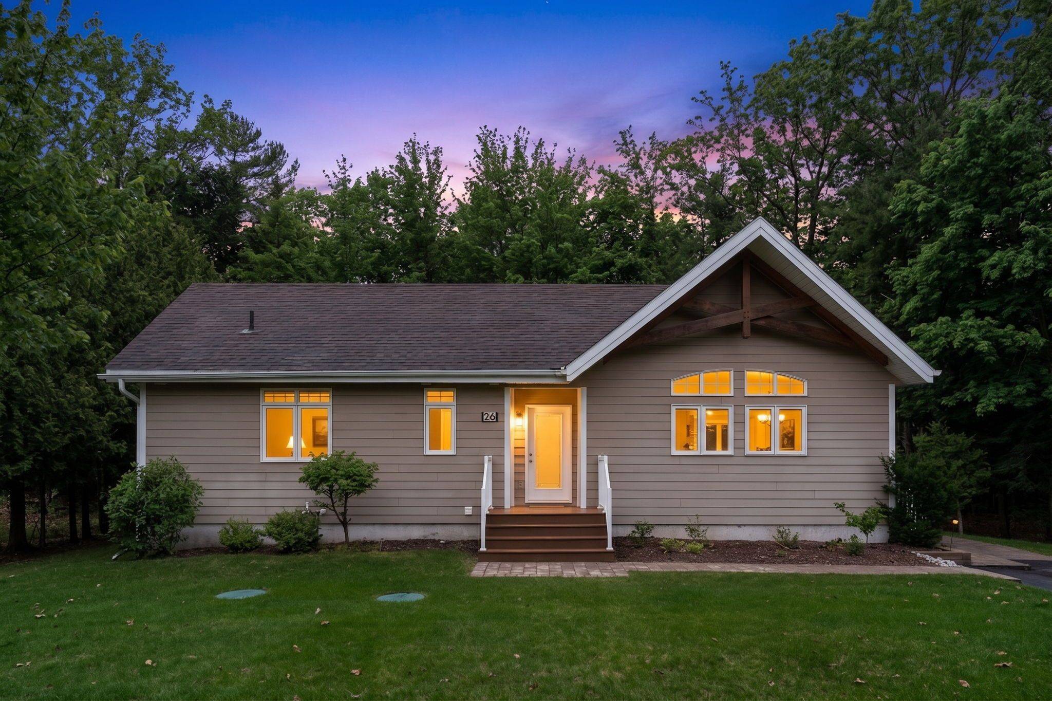 26 Old Trail RD, Tiny, ON L0L 2T0