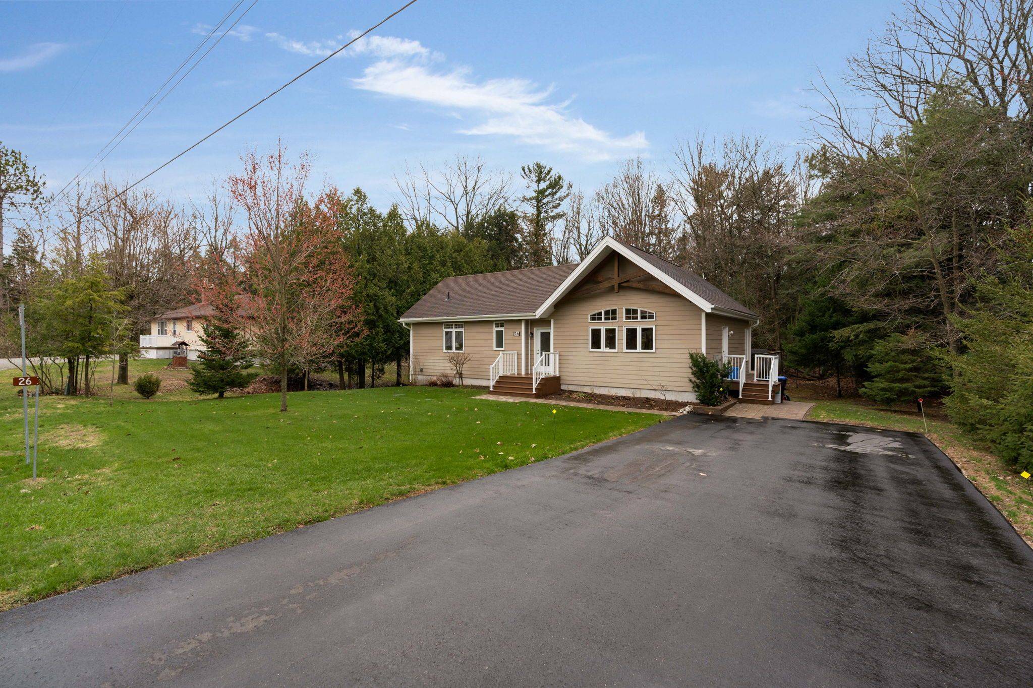 26 Old Trail RD, Tiny, ON L0L 2T0