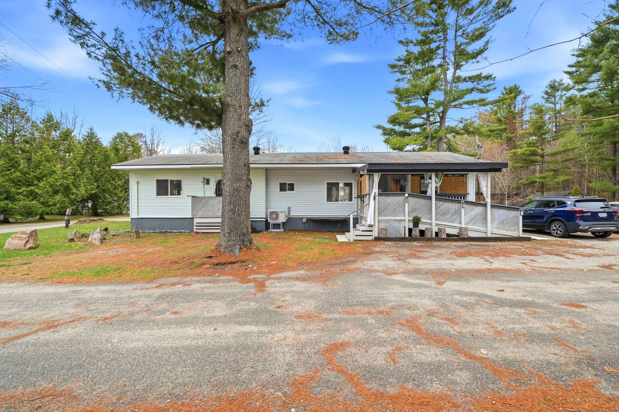 1713 Hwy 11 N/A S #402, Gravenhurst, ON P0E 1G0
