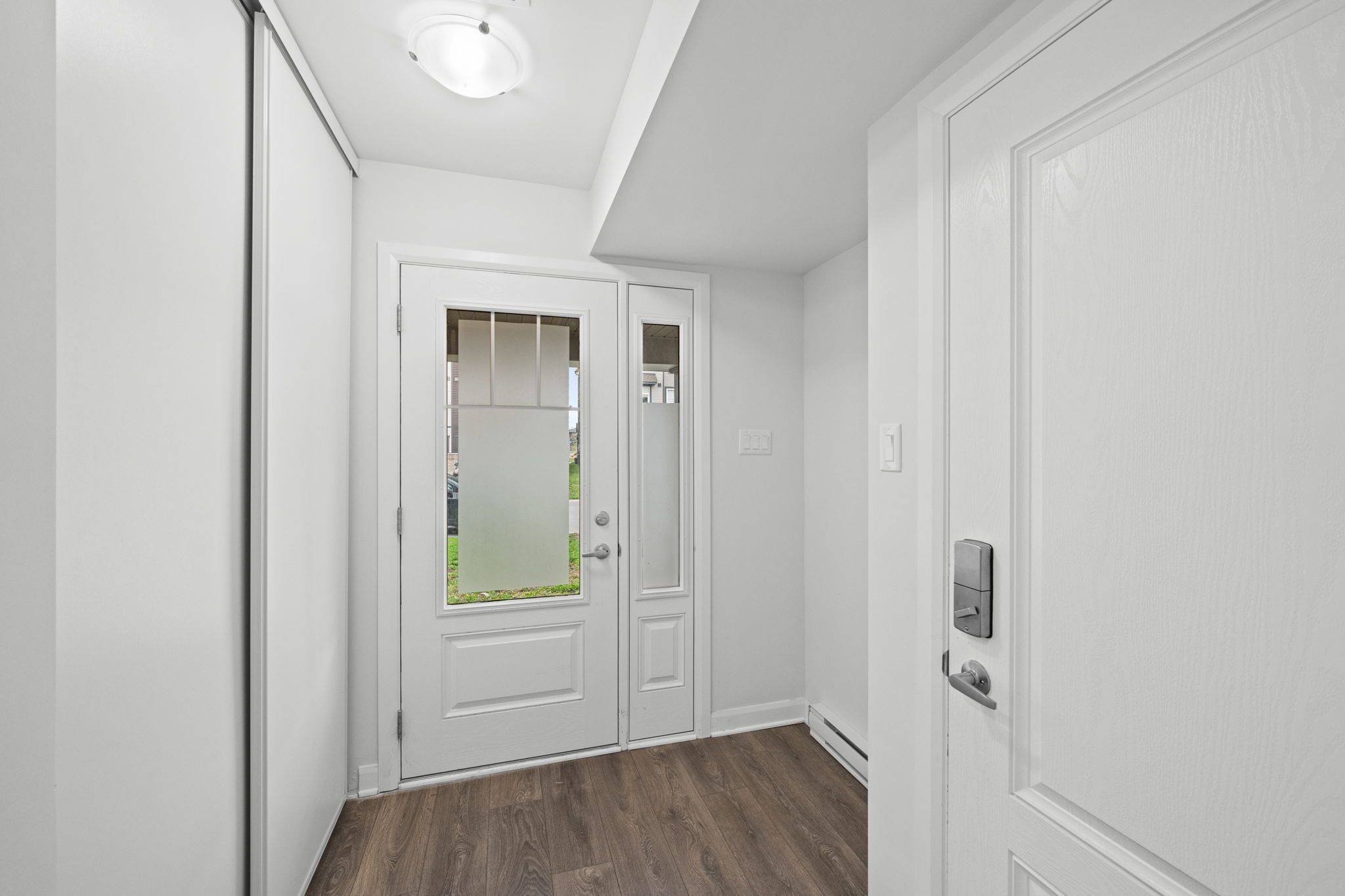 511 Clemency CRES, Barrhaven, ON K2J 6R7